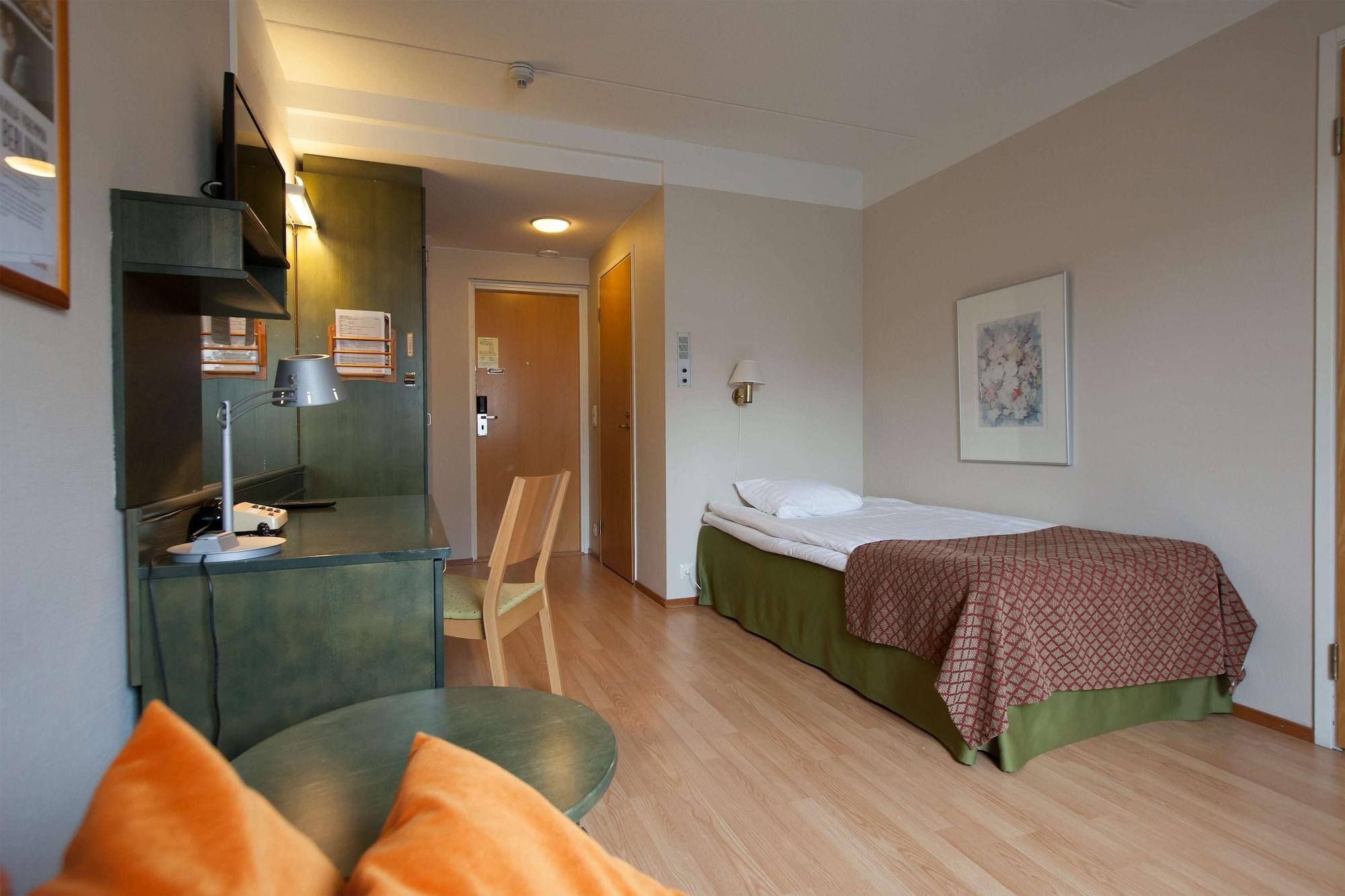 Hotel Kajanus คายานี ภายนอก รูปภาพ